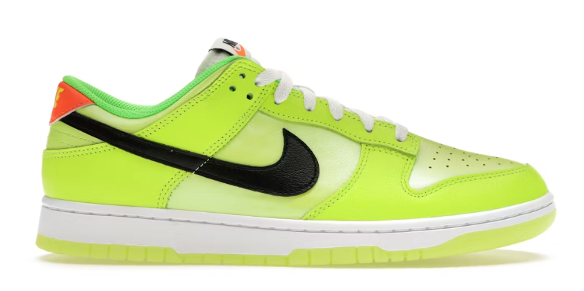 Nike Dunk Low SE Splash Volt