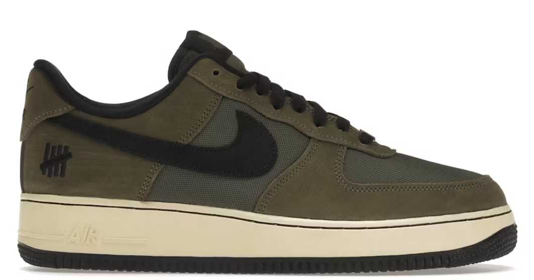 Nike Air Force 1 Low SP Undefeated Ballistic Dunk vs. AF1